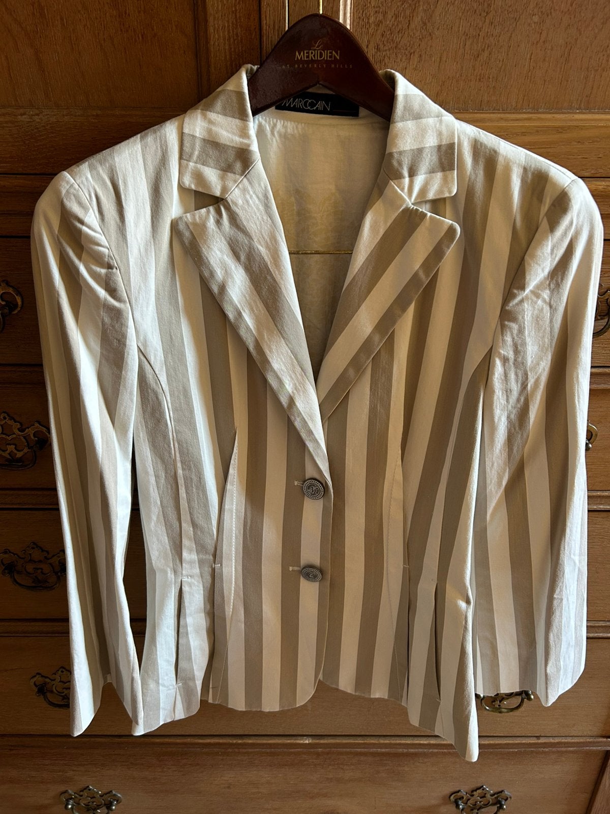Marccain 2 colbert jasje met 3/4 mouwen zgan, Kleding | Dames, Ophalen of Verzenden, Zo goed als nieuw, Maat 36 (S), Beige