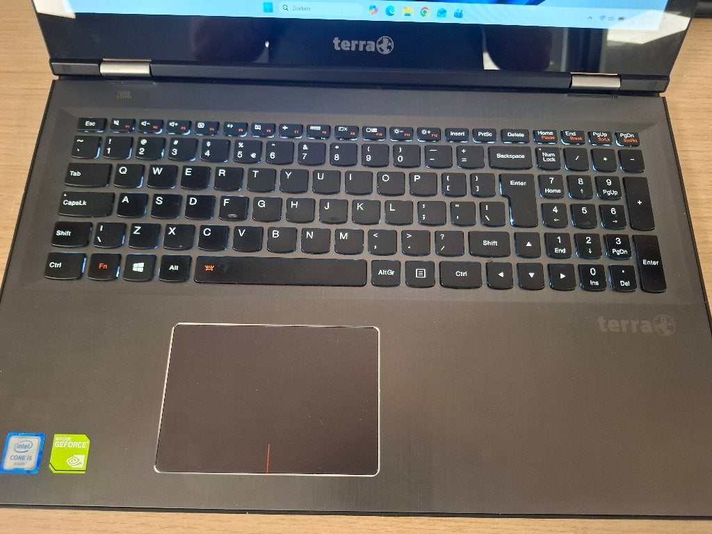 15 inch Terra Mobile 360 laptop, Gebruikt, Met videokaart, 2 tot 3 Ghz, 8 GB