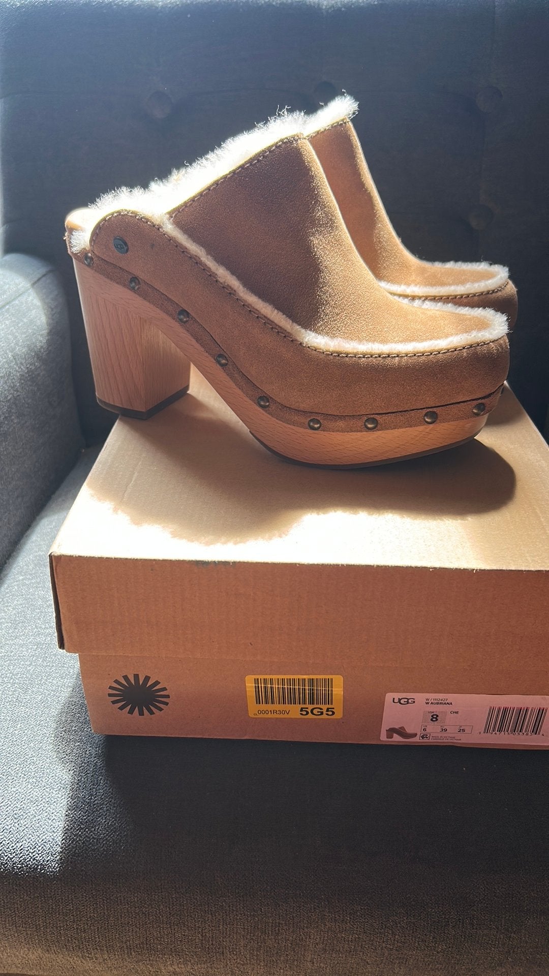Ugg clocks slipper maat 39, Ophalen of Verzenden, Nieuw