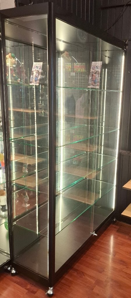 Siletsy vitrinekast, Ophalen, Gebruikt, 100 tot 150 cm, 150 tot 200 cm