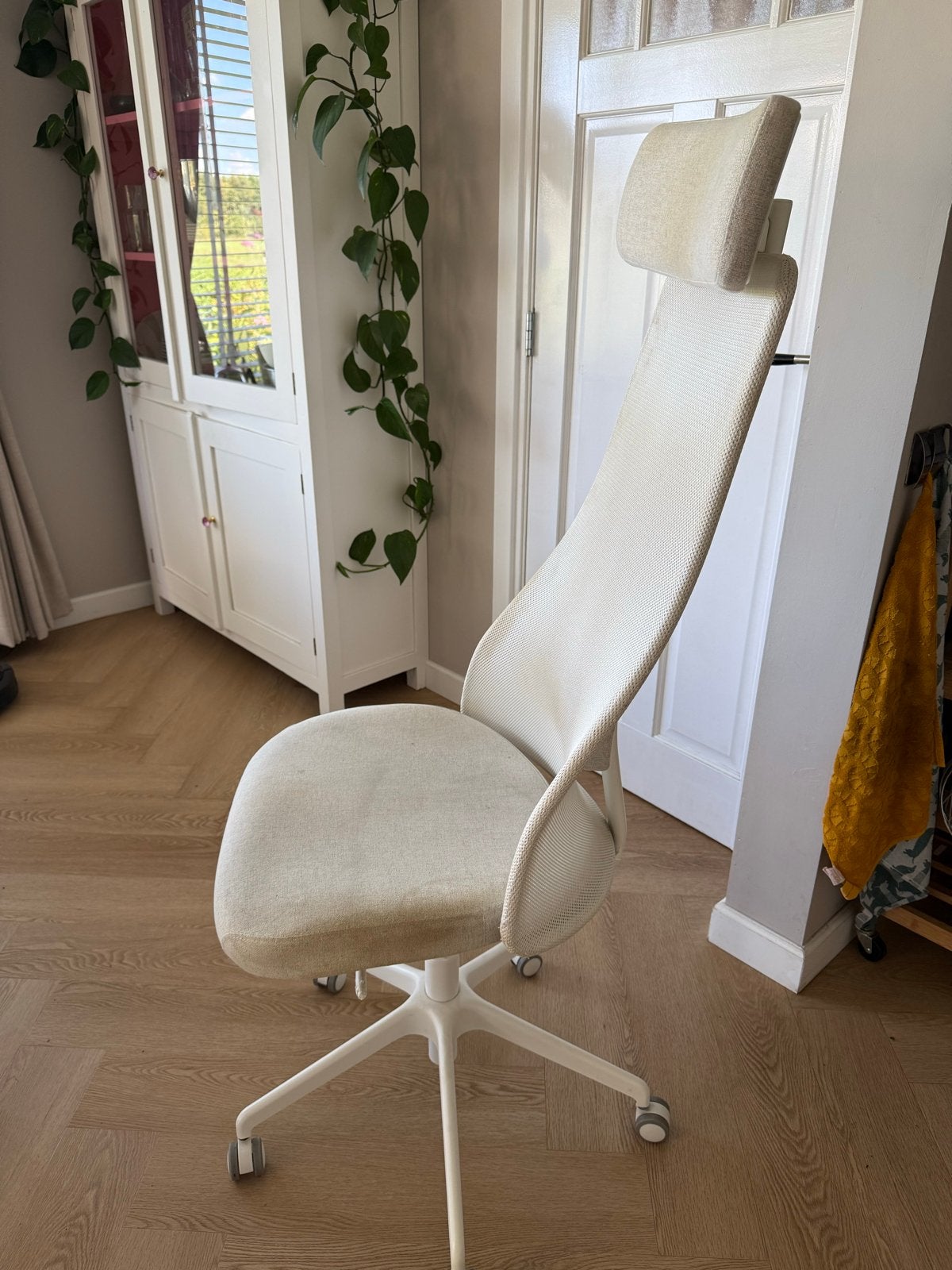 IKEA bureaustoel - JÄRVFJÄLLET verstelbaar, gebruikte staat, Ophalen, Gebruikt, Beige, Bureaustoel