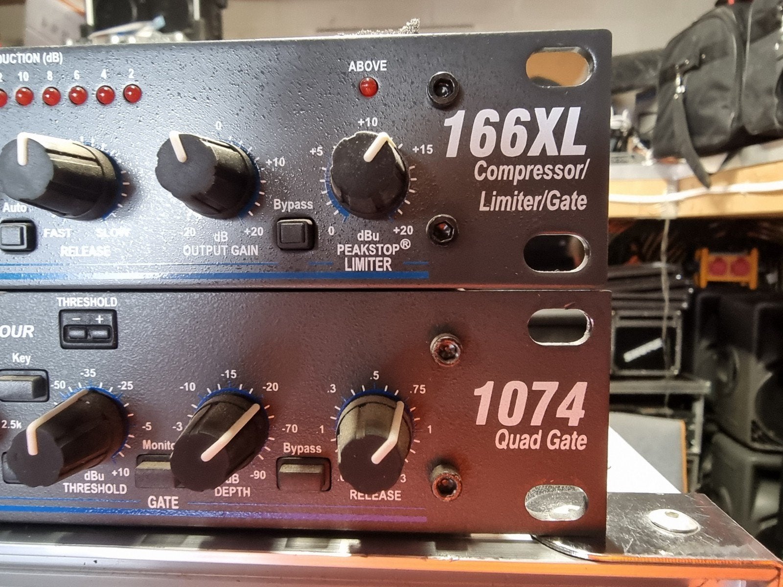 DBX 1074 Quad Gate, Ophalen of Verzenden, Gebruikt, Minder dan 5 kanalen