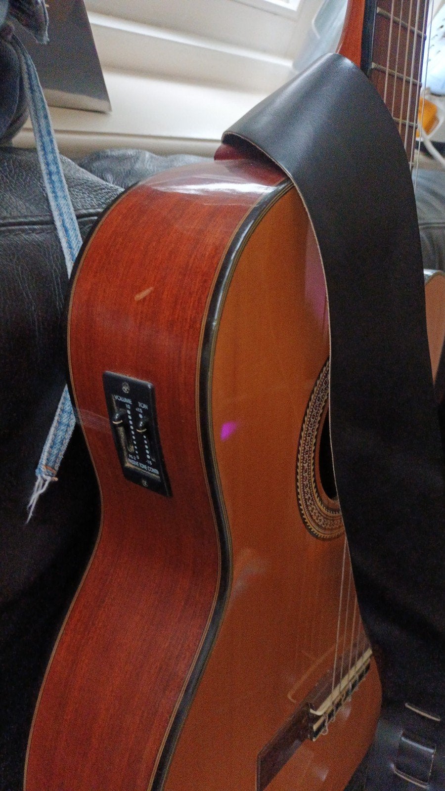 Motion TC907CE klassieke gitaar met ingebouwd element, Ophalen of Verzenden, Klassieke of Spaanse gitaar