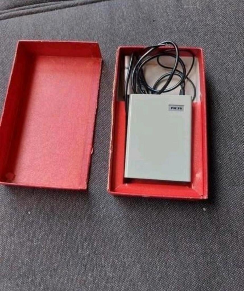 Retro vintage Piezo mini zender microfoon draadloos fm zende, Ophalen of Verzenden, Gebruikt, Draadloos