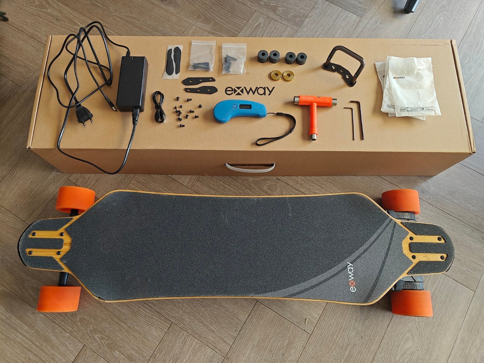 Exway Flex belt drive elektrisch skateboard compleet, Sport en Fitness, Skateboarden, Ophalen of Verzenden, Zo goed als nieuw