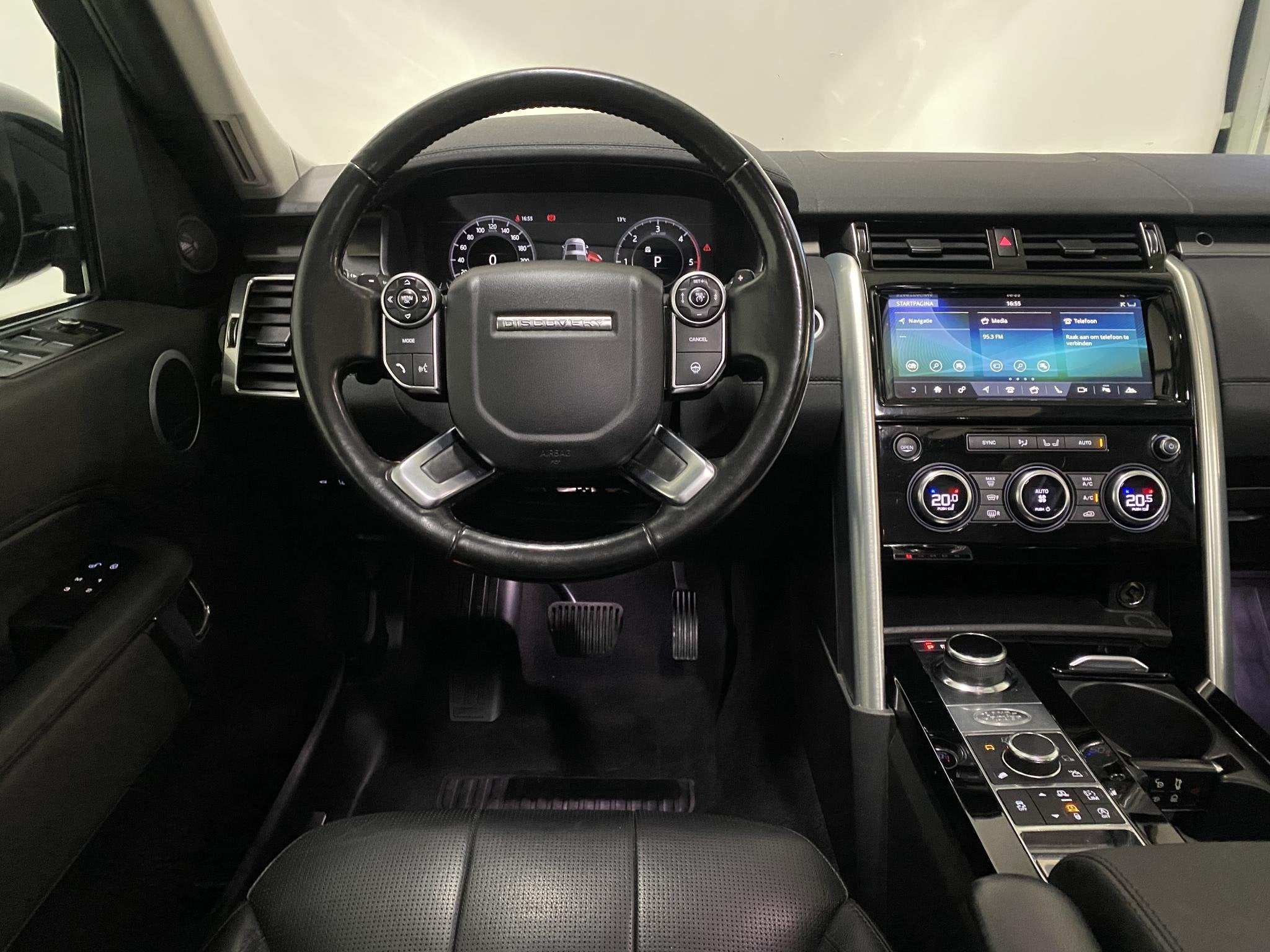Land Rover Discovery 3.0 Td6 HSE VAN 360 Camera ACC Pano T, Auto's, 2387 kg, Gebruikt, 2993 cc, Zwart
