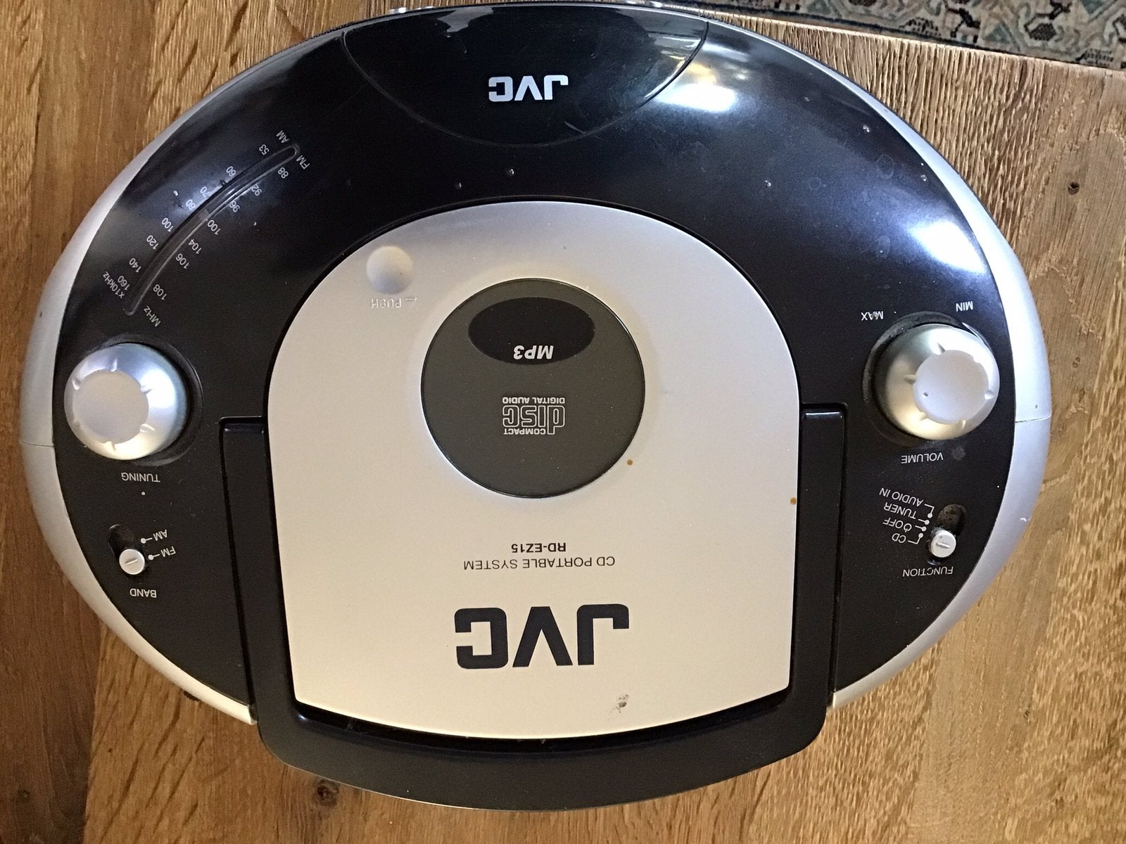 Te koop draagbare JVC radio met CD speler, Ophalen of Verzenden, Gebruikt