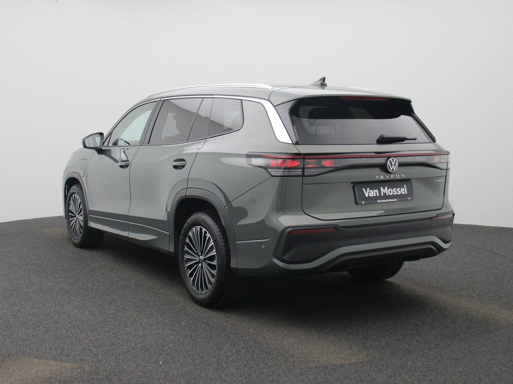 Volkswagen Tayron 1.5 eHybrid Life Edition 204 PK| Trekhaak, Auto's, Volkswagen, 12 maanden, Stof, 150 min, 26 kWh