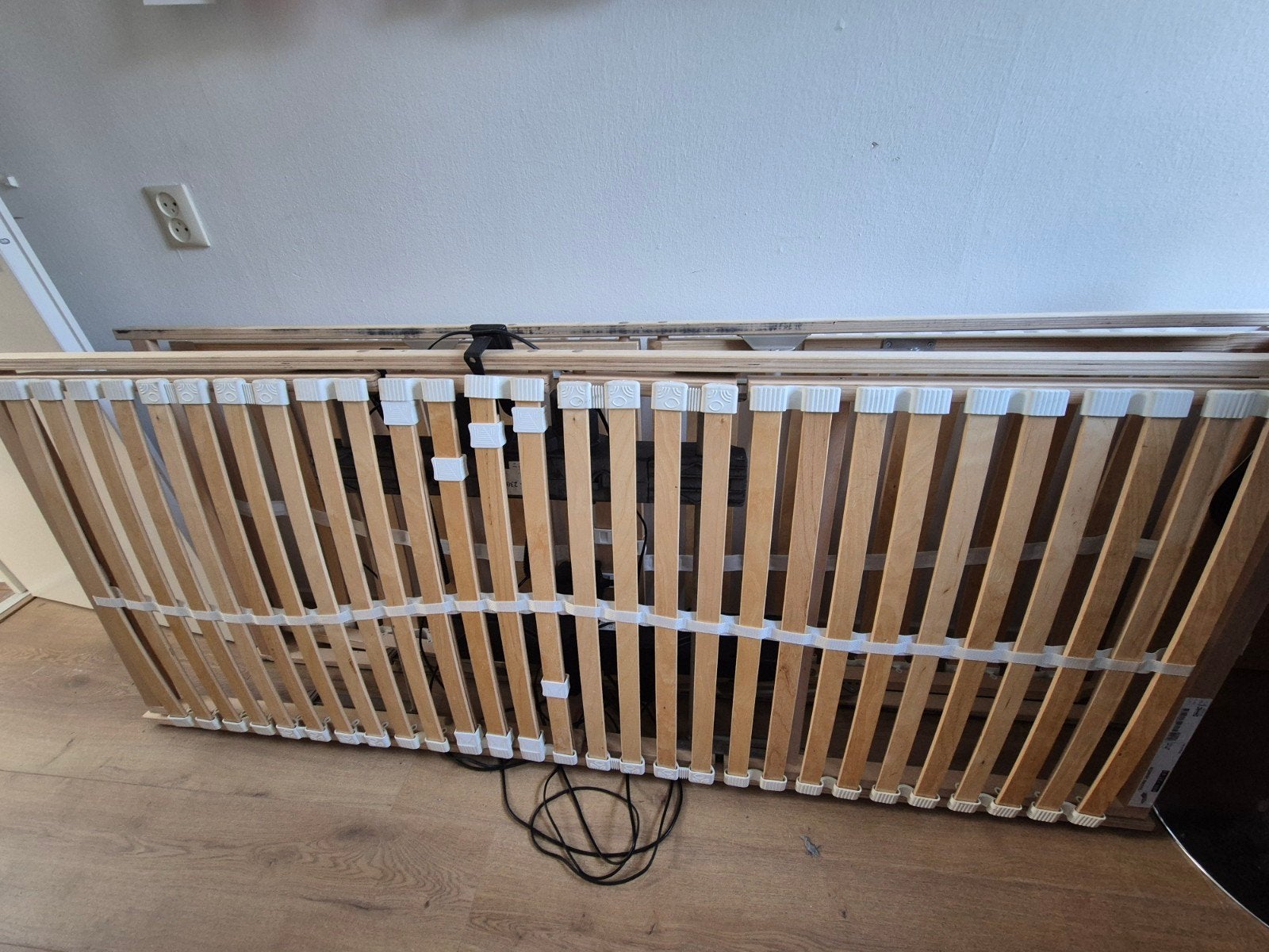 Twee Elektrische Okin lattenbodem IKEA lattenbodems 80x200, Ophalen, Eenpersoons, Zo goed als nieuw, 80 cm
