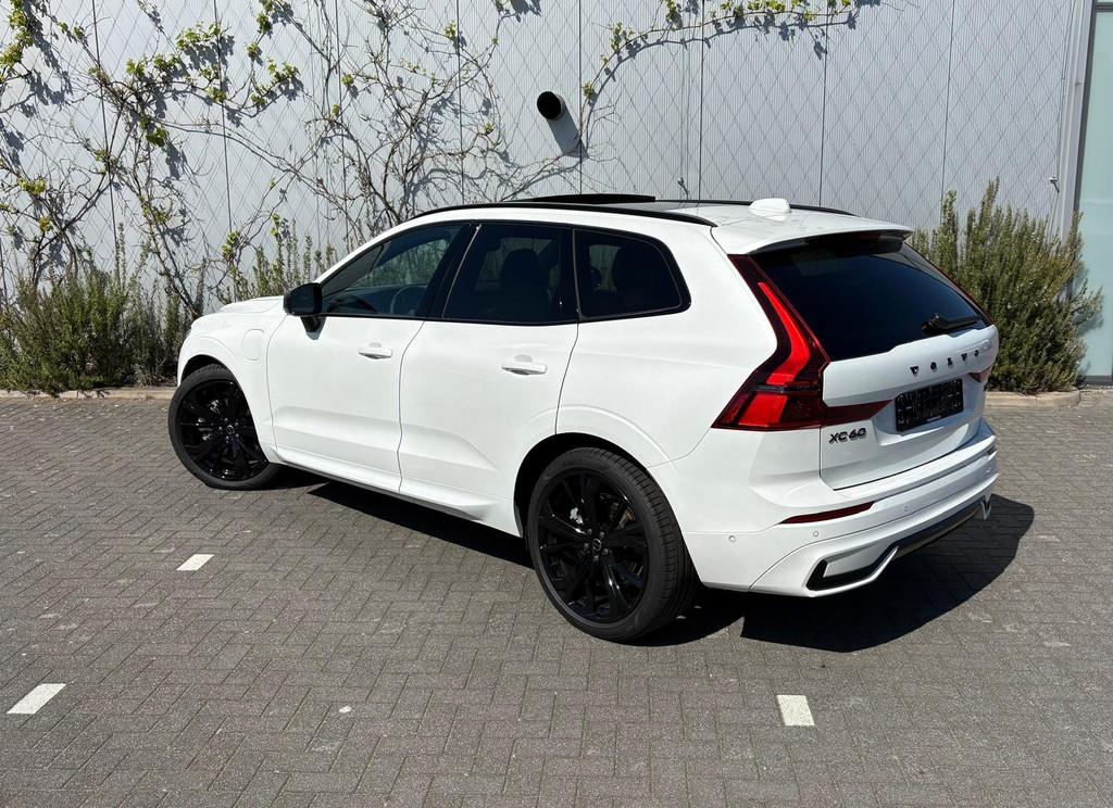 Volvo XC60 2.0 T6 Plug-in Hybrid AWD Plus Black Edition | PH, 12 maanden, Gebruikt, Euro 6, 4 cilinders
