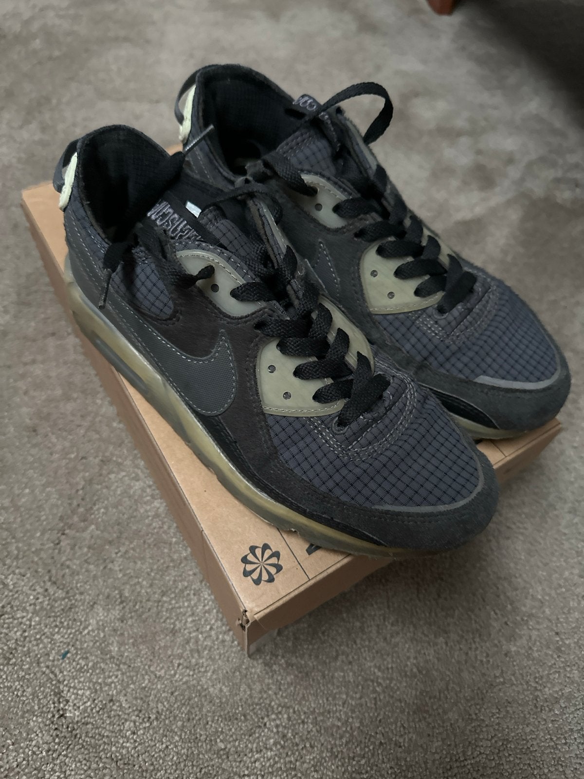 Nike Air Max Terrascape 90 maat 40 - Zwart/Grijs, Ophalen, Zo goed als nieuw, Zwart, Sneakers of Gympen