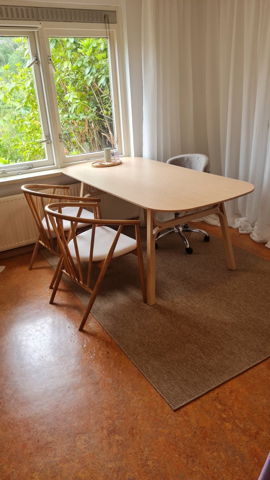 Glad vloerkleed (2 maanden oud), Beige, 150 tot 200 cm, 200 cm of meer, Ophalen of Verzenden