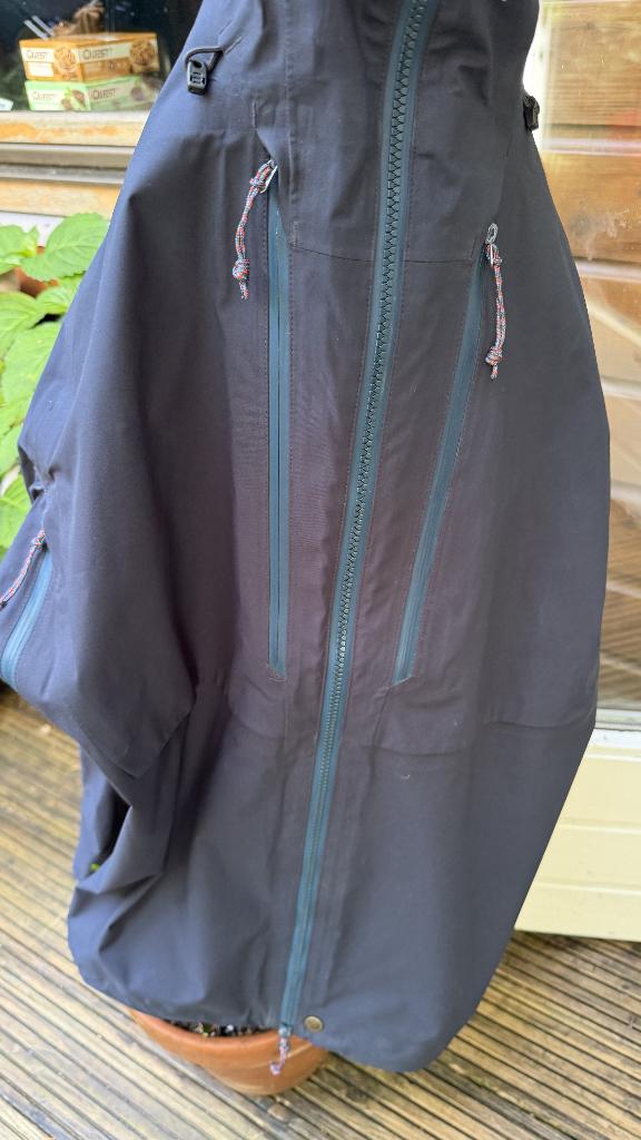 Fjällräven Keb Eco-shell (LARGE), Info@fjallraven.com, Fjällräven International AB Brogatan 141 894 35 Själevad Sweden, Ophalen of Verzenden