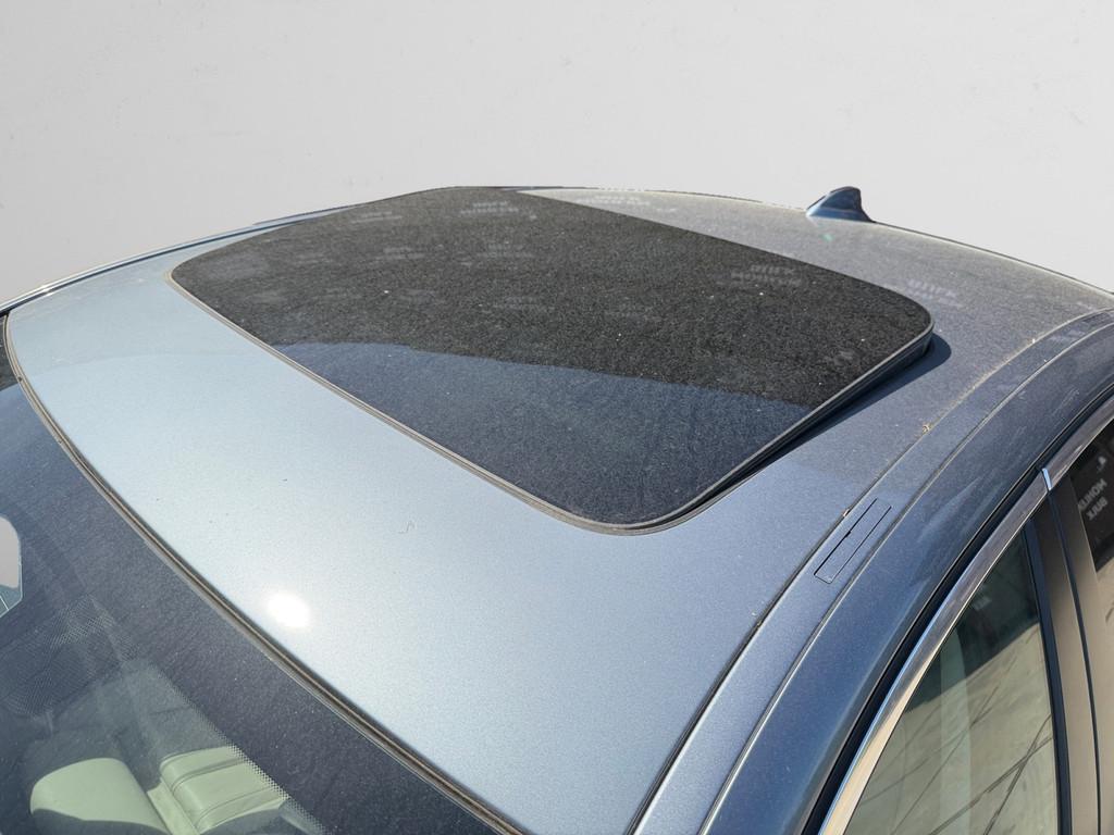 BMW 5 Serie 520e Business Edition Plus- Laserlight, Schuifda, Automaat, 1998 cc, Achterwielaandrijving, Gebruikt