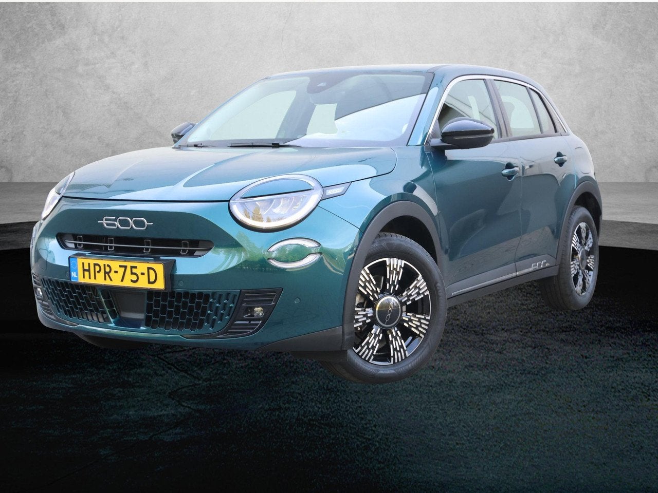 Fiat 600 1.2 Hybrid Urban | Navigatie | Stoelverwarming | Ca, Auto's, Automaat, Dealer onderhouden, Gebruikt, 1199 cc