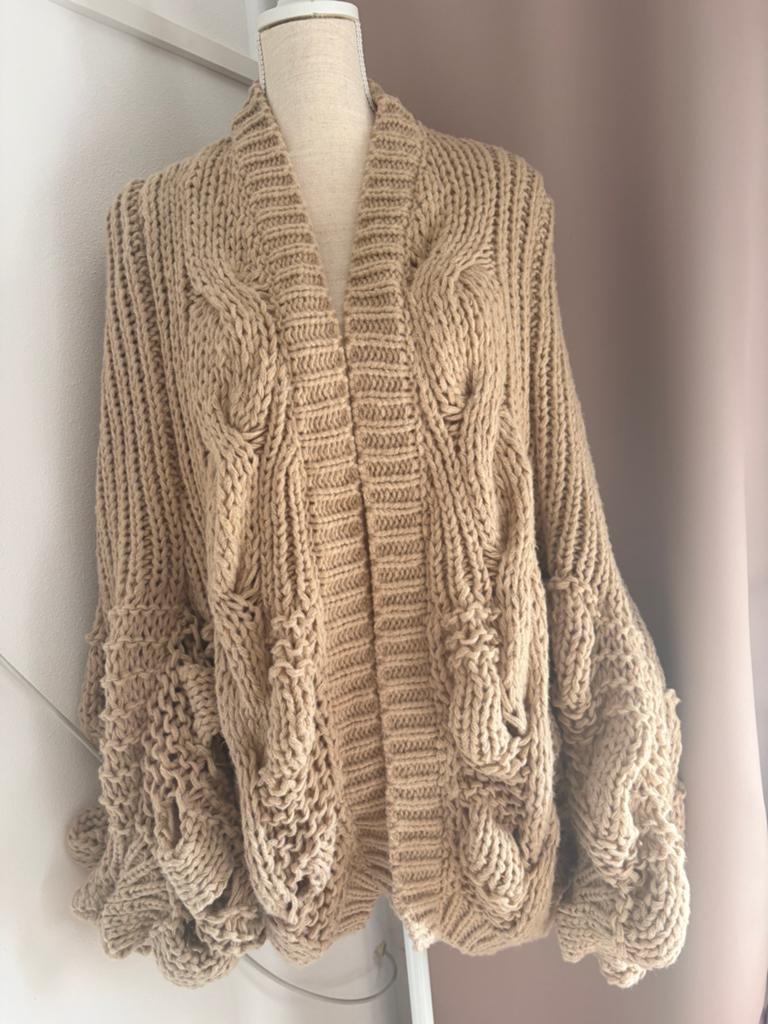 Nieuw zeer mooi Ibiza oversized vest 1 mt t/m 50, Kleding | Dames, Ophalen, Nieuw, Maat 46/48 (XL) of groter, Beige
