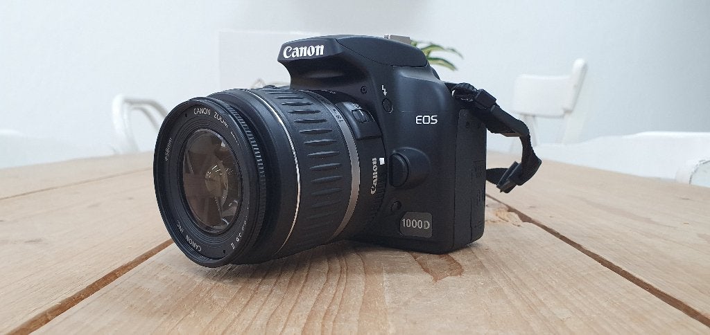 Canon EOS 1000D 18-55mm spiegelreflex / DSLR camera, Ingebouwde flitser, Spiegelreflex, 10 megapixels, Ophalen of Verzenden