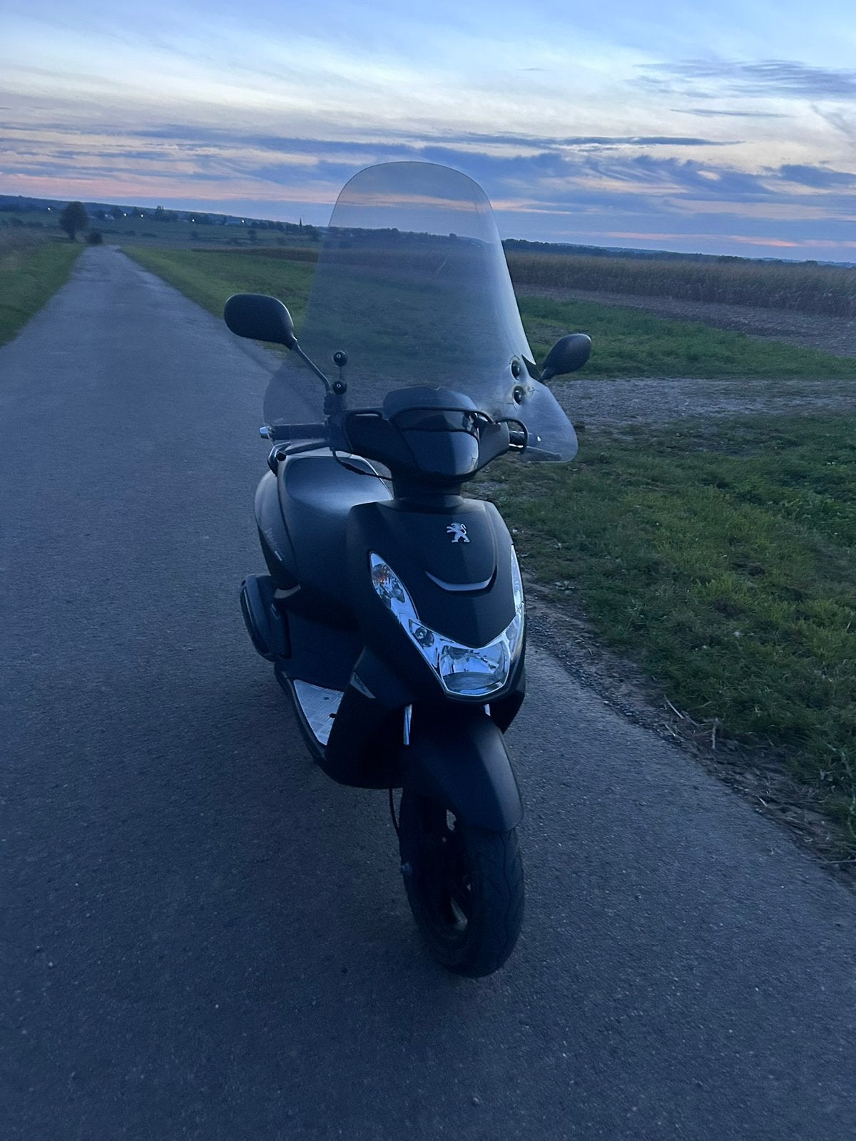 Peugeot Kisbee 2018 4t brom, Fietsen en Brommers, Scooters | Peugeot, Ophalen, Gebruikt, Benzine, Overige modellen
