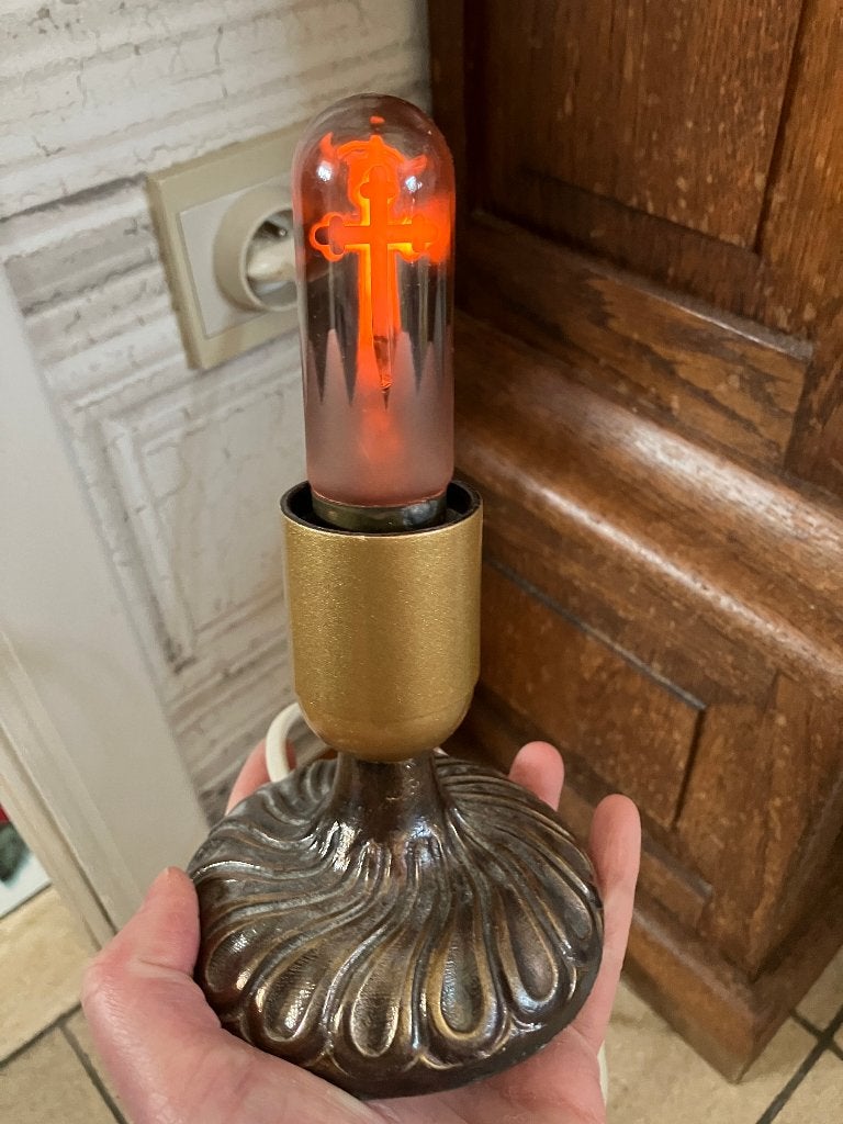 Devotie lamp ( kruis lamp ) Godslampje messing voet, Ophalen of Verzenden, Zo goed als nieuw, Overige typen