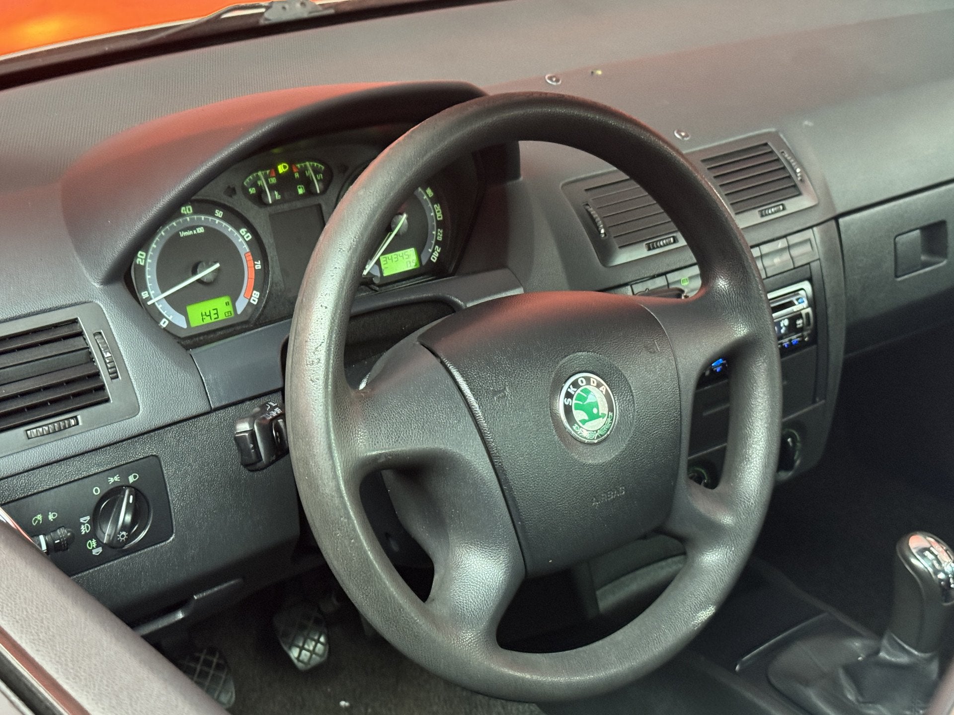 Skoda Fabia Combi 2.0 Elegance | LPG | APK 16-07-2027 | Trek, Auto's, Skoda, Stof, Gebruikt, Zwart, 4 cilinders