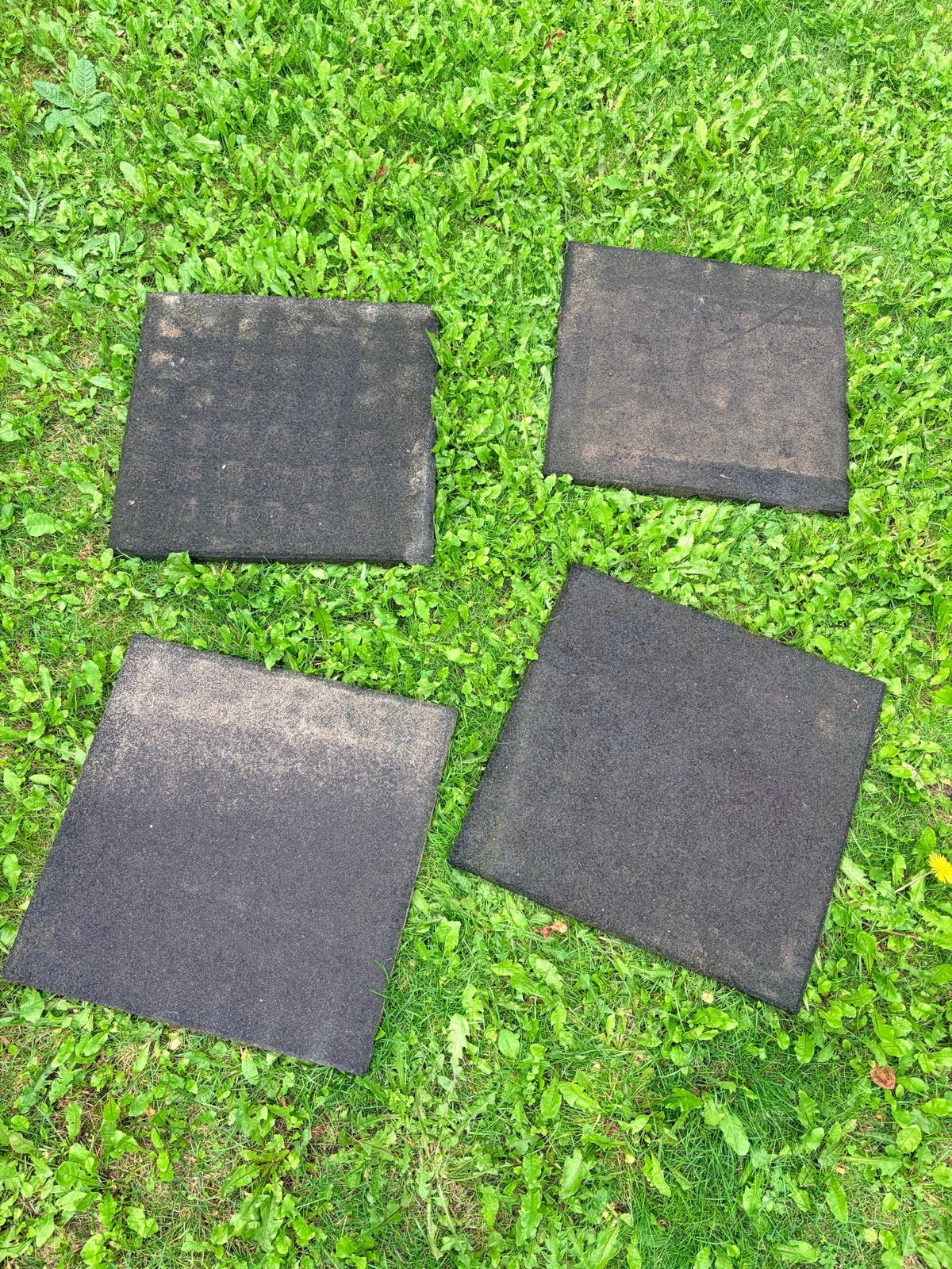 Rubberen terrastegels - 4 stuks, Tuin en Terras, Ophalen, Gebruikt, Rubber, Minder dan 5 m²