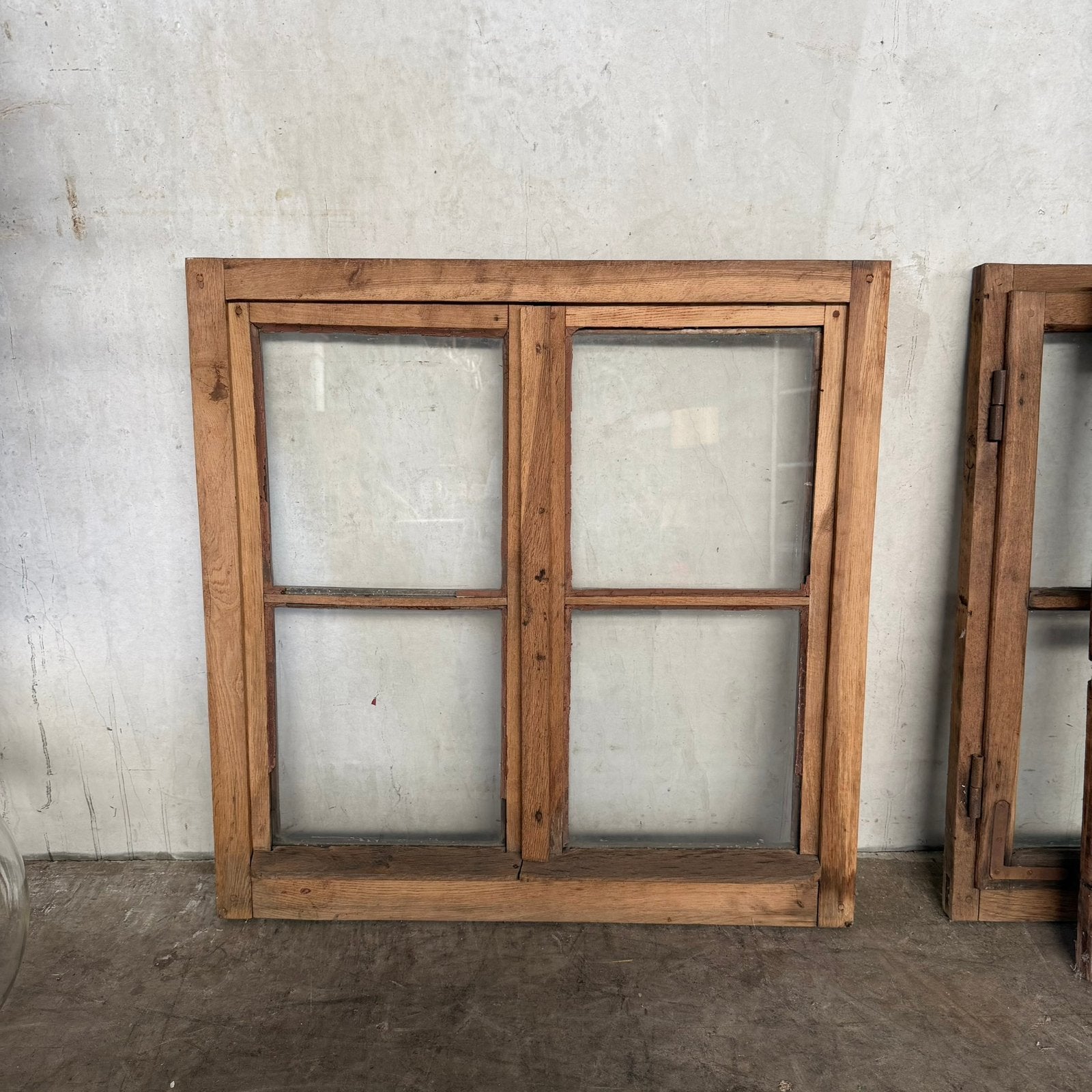 Antieke ramen, oud raam, draairaam, vintage houten raam, Antiek en Kunst, Curiosa en Brocante, Ophalen