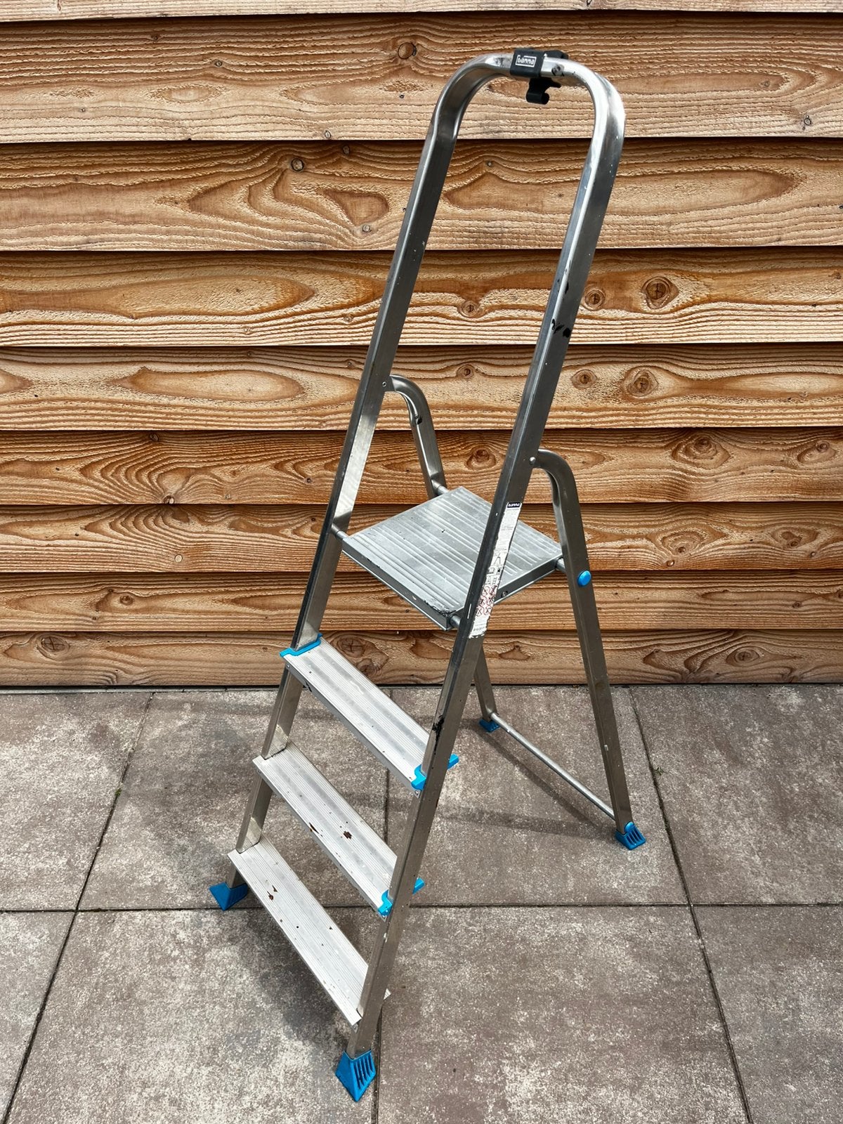 Gamma aluminium huishoudtrap 4 treden keukentrap, Ophalen, Gebruikt, Trap, Minder dan 2 meter