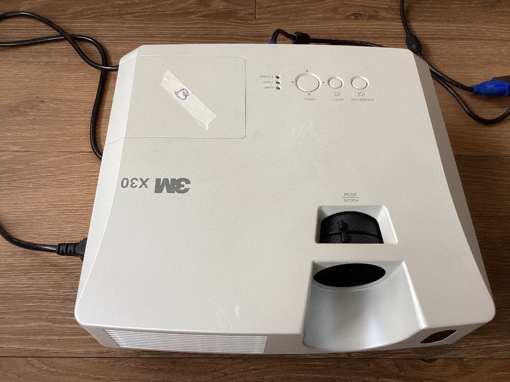 3M X30 Projector/ Beamer met Plafondbeugel van Vogels, Audio, Tv en Foto, Beamers, Ophalen, 3M, Gebruikt, HD (720)