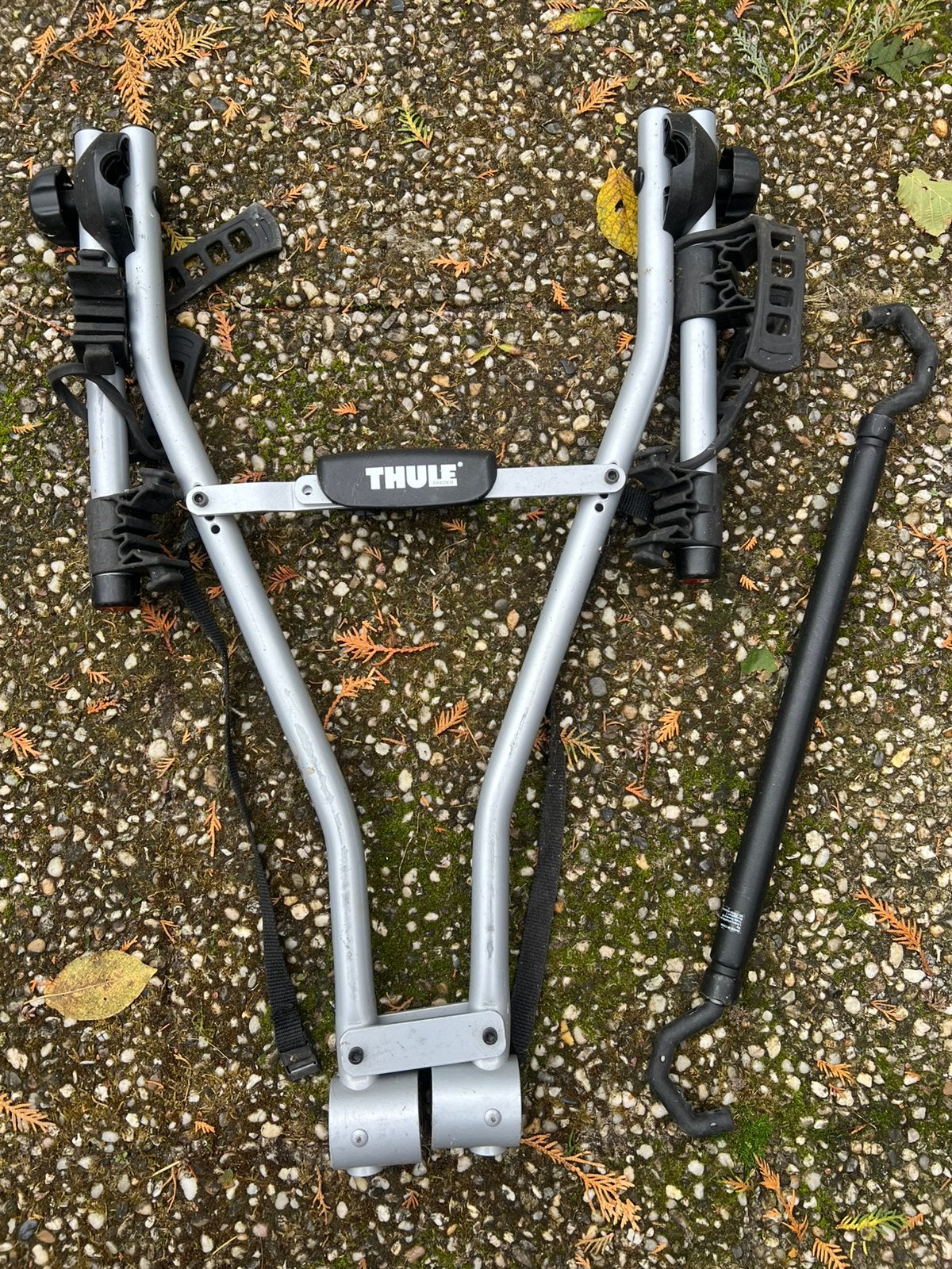 Thule fietsendrager + frame adapter, Ophalen, 2 fietsen, Gebruikt, Trekhaakdrager