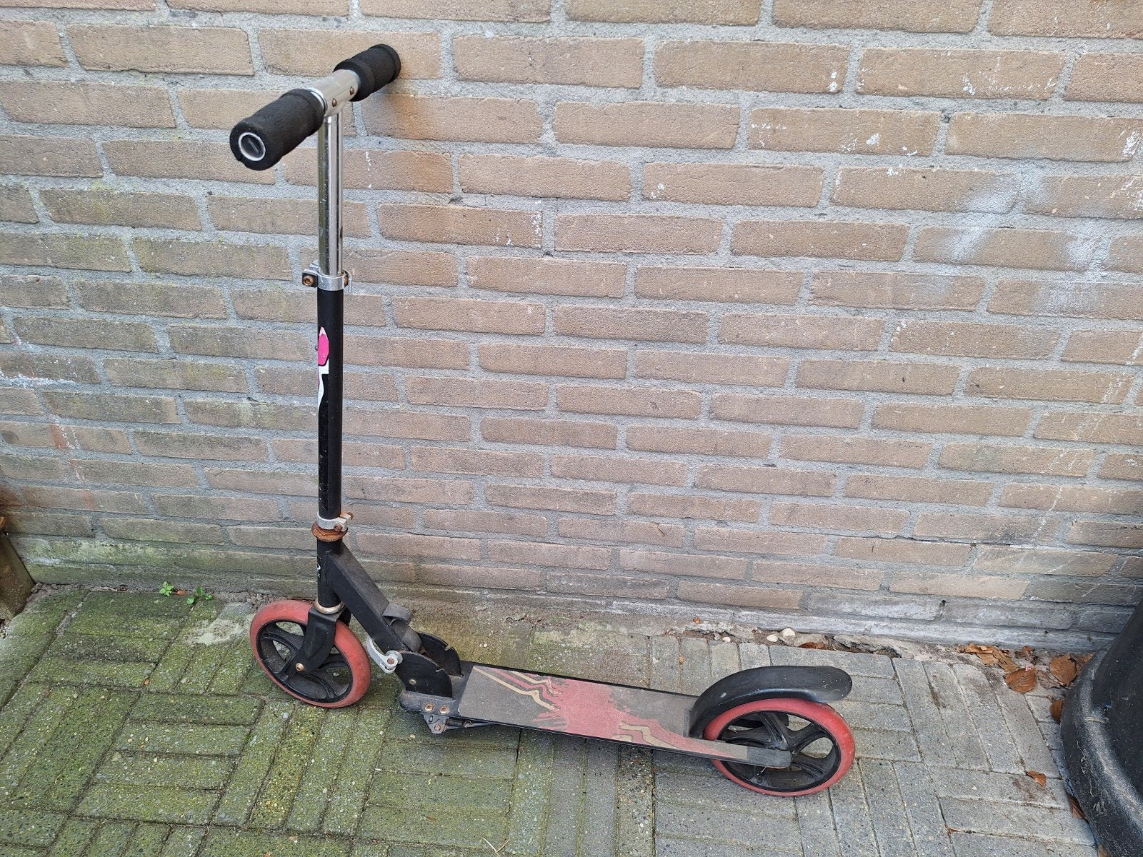 Step met roze wielen - Gebruikt, Fietsen en Brommers, Ophalen, Gebruikt, Gewone step, Onbekend