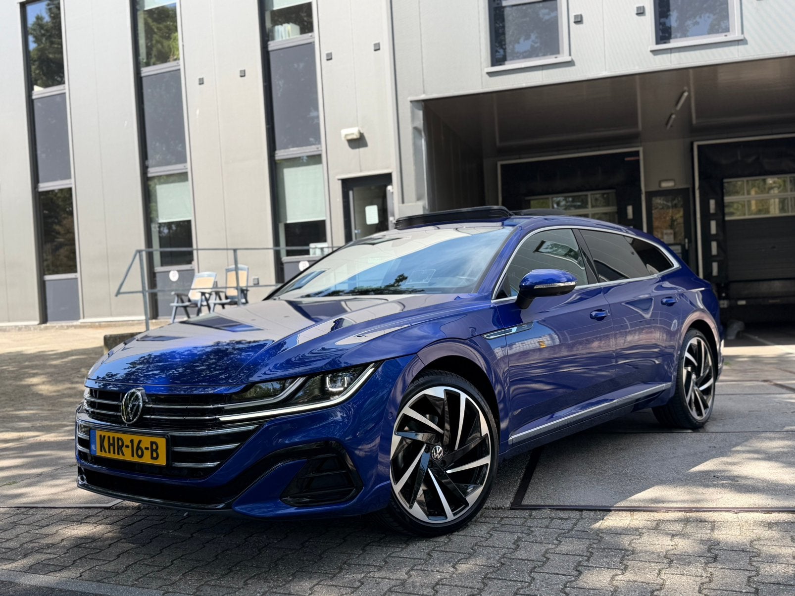 Volkswagen Arteon SB 1.4 TSI eHybrid R-Line 218pk / BOMVOL, Arteon, Zwart, Blauw, Leder