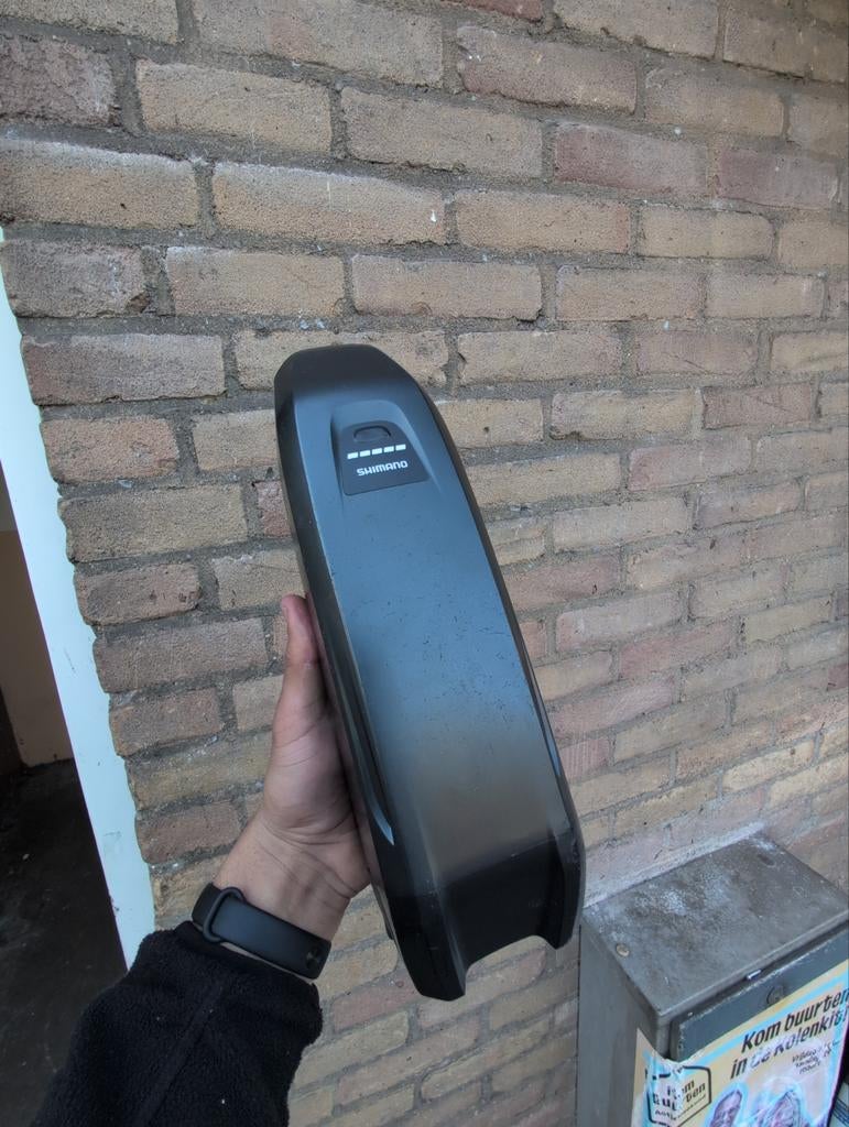 Shimano BT-E8040 batterij - 1 jaar oud, lichte schade, Ophalen of Verzenden, Gebruikt