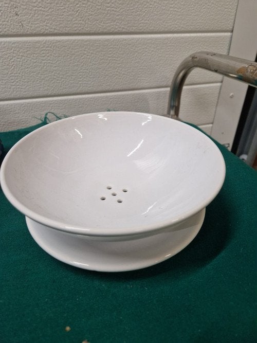 Lekschaal wit aardewerk, Antiek en Kunst, Ophalen of Verzenden