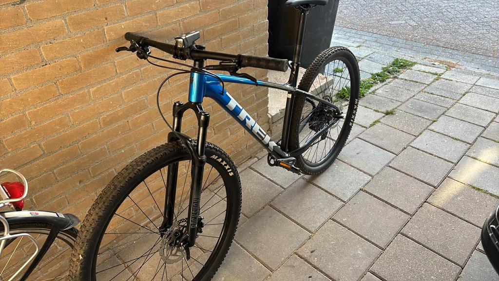 Trek marlin 8 gen2, Ophalen, Heren, Zo goed als nieuw, Schijfrem