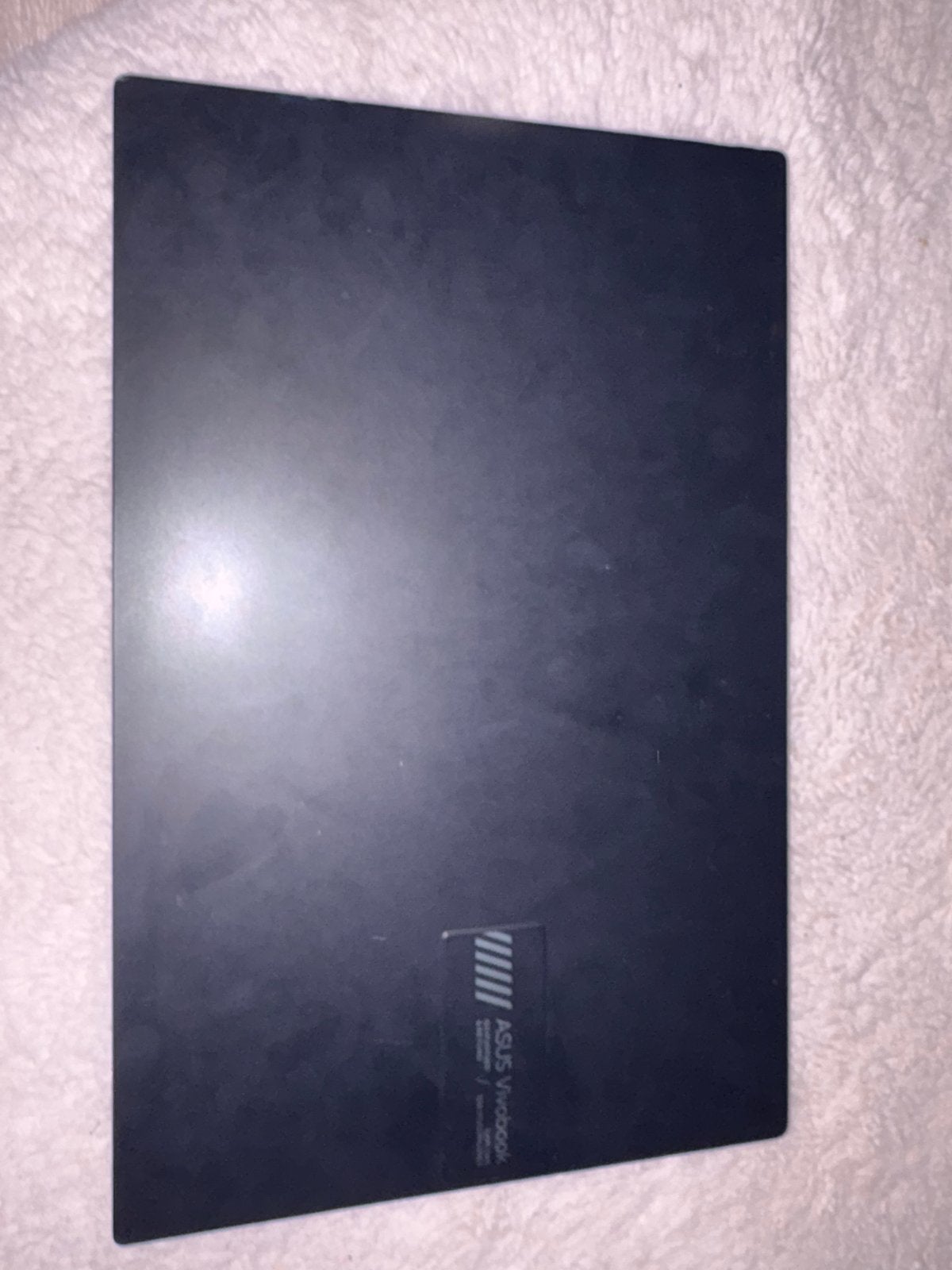 ASUS Vivobook AMD Ryzen 5 7520U met Radeon Graphics, Gebruikt, Met videokaart, 2 tot 3 Ghz, 15 inch