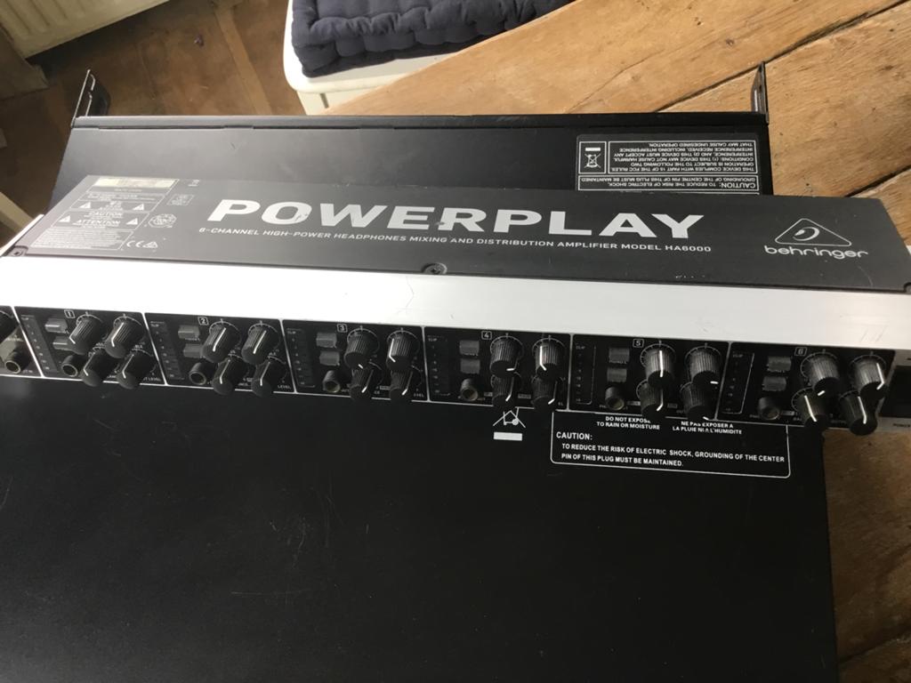 Powerplay 6 voudige koptelefoon versterker, Ophalen of Verzenden, Gebruikt