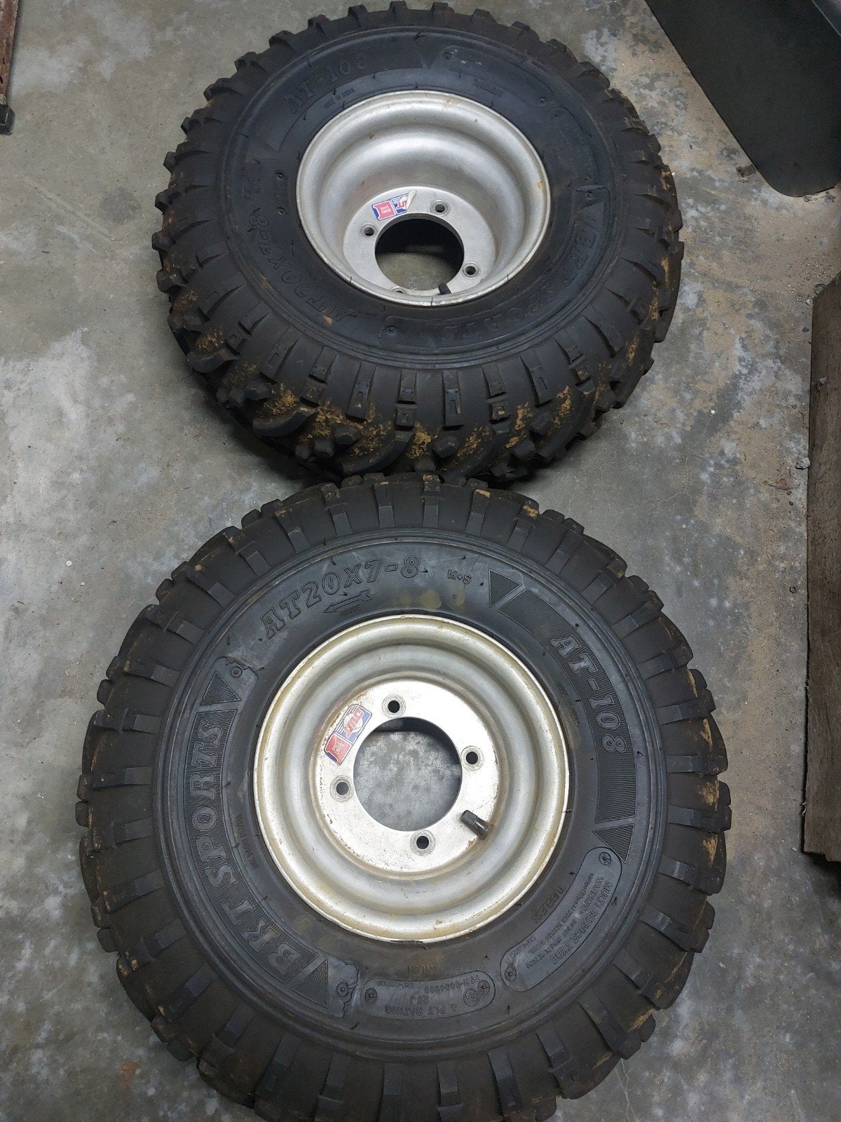 8" dtw achterste quad banden, wielen steek 4x110, Ophalen, Gebruikt