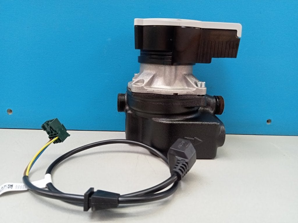 A label pomp + kabel Vaillant HR Solide VPCR/7-50/SCA, Niet ingevuld, Cv-ketel of Combi-ketel, Niet ingevuld, Zo goed als nieuw