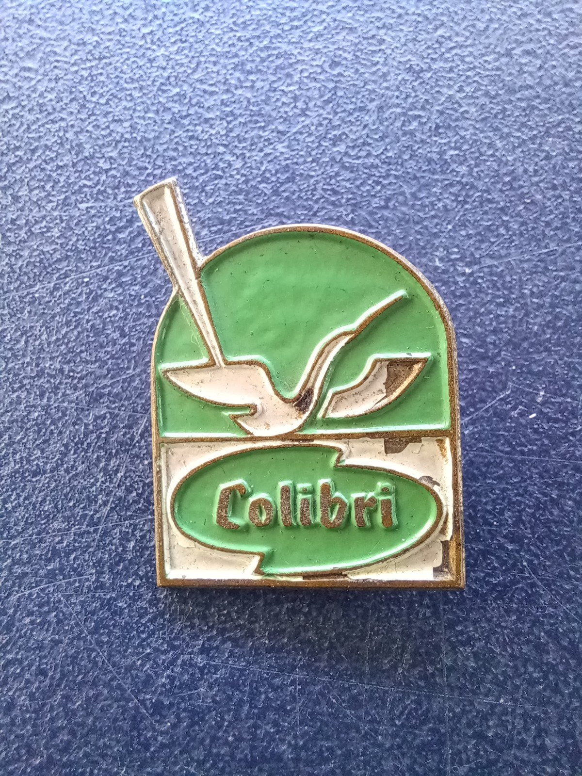 Speldje broche Vogelvereniging Colibri, Ophalen of Verzenden, Gebruikt, Overige onderwerpen, Speldje of Pin