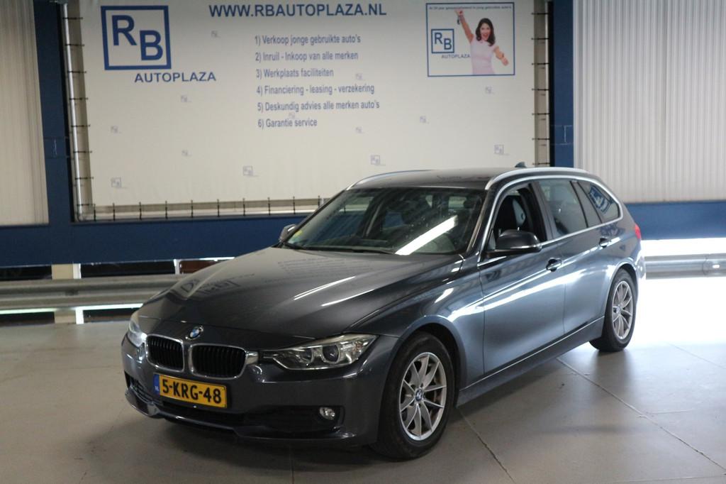 BMW 3-serie Touring 320d AUT / 1e EIG / NAP / LEER / XENON /, Automaat, Achterwielaandrijving, 4 cilinders, Diesel