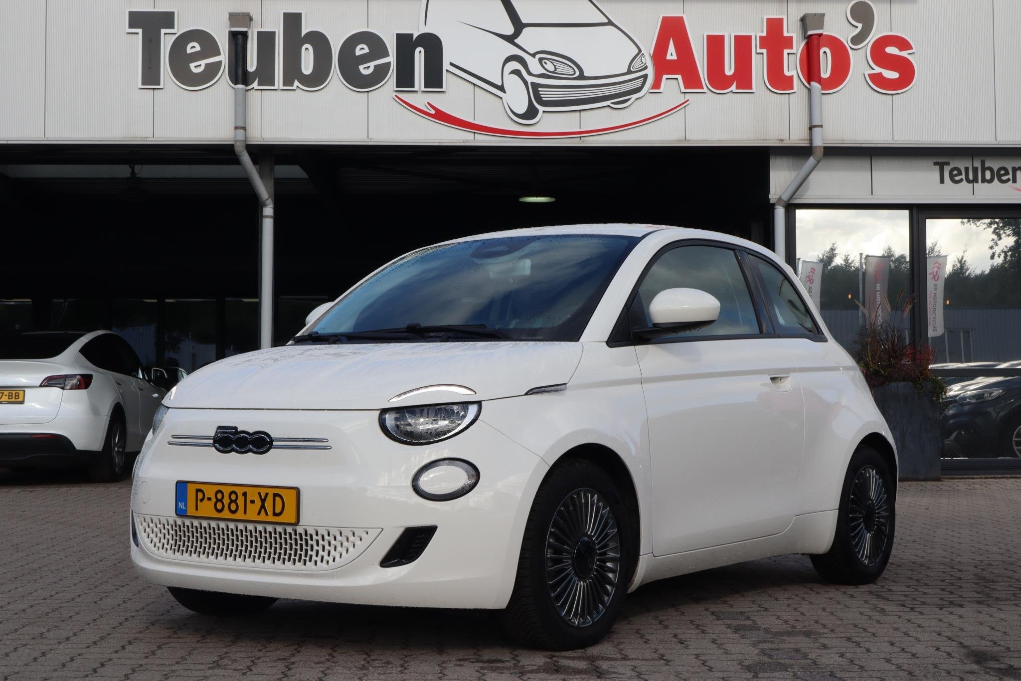 Fiat 500 Icon 42 kWh | SOH 92,2% | Virtual Cockpit | Navigat, Auto's, Dealer onderhouden, Stof, 4 stoelen, Wit