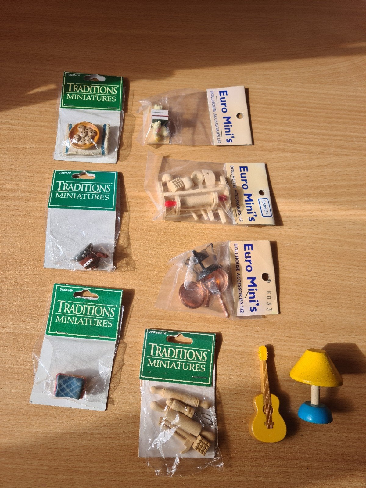 Grote set poppenhuismeubels en accessoires, Verzamelen, Poppenhuizen en Toebehoren, Ophalen of Verzenden