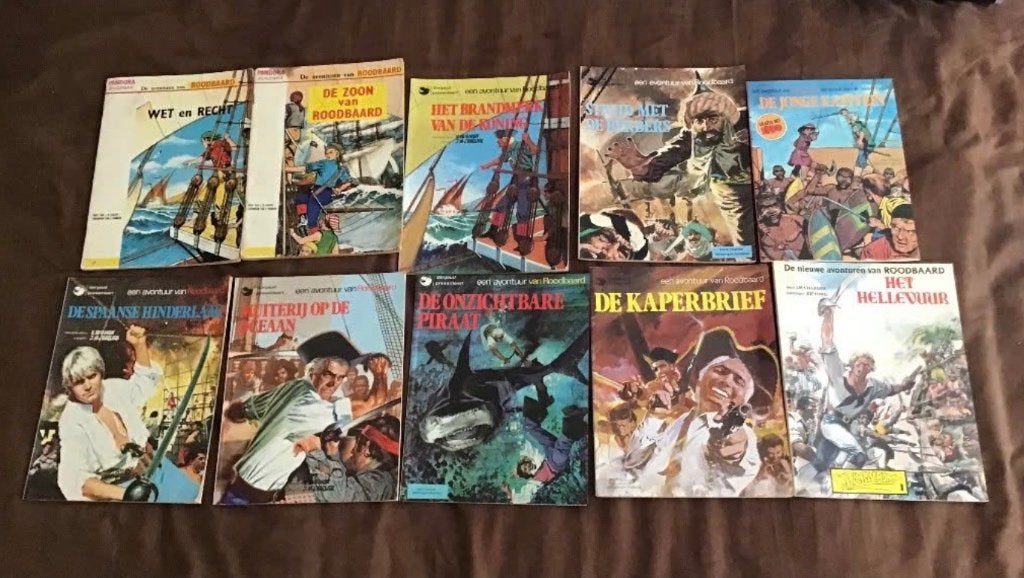 10 uitgaves Roodbaard door Hubinon en Charlier, Boeken, Meerdere stripboeken, Ophalen of Verzenden, Gelezen