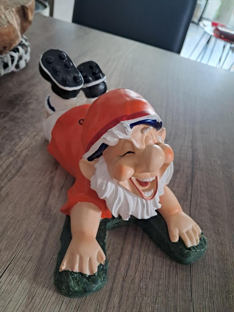 Voetbal Tuinkabouter Oranje EK WK Decoratie., Overige stijlen, Kunststof, Ophalen of Verzenden, Zo goed als nieuw