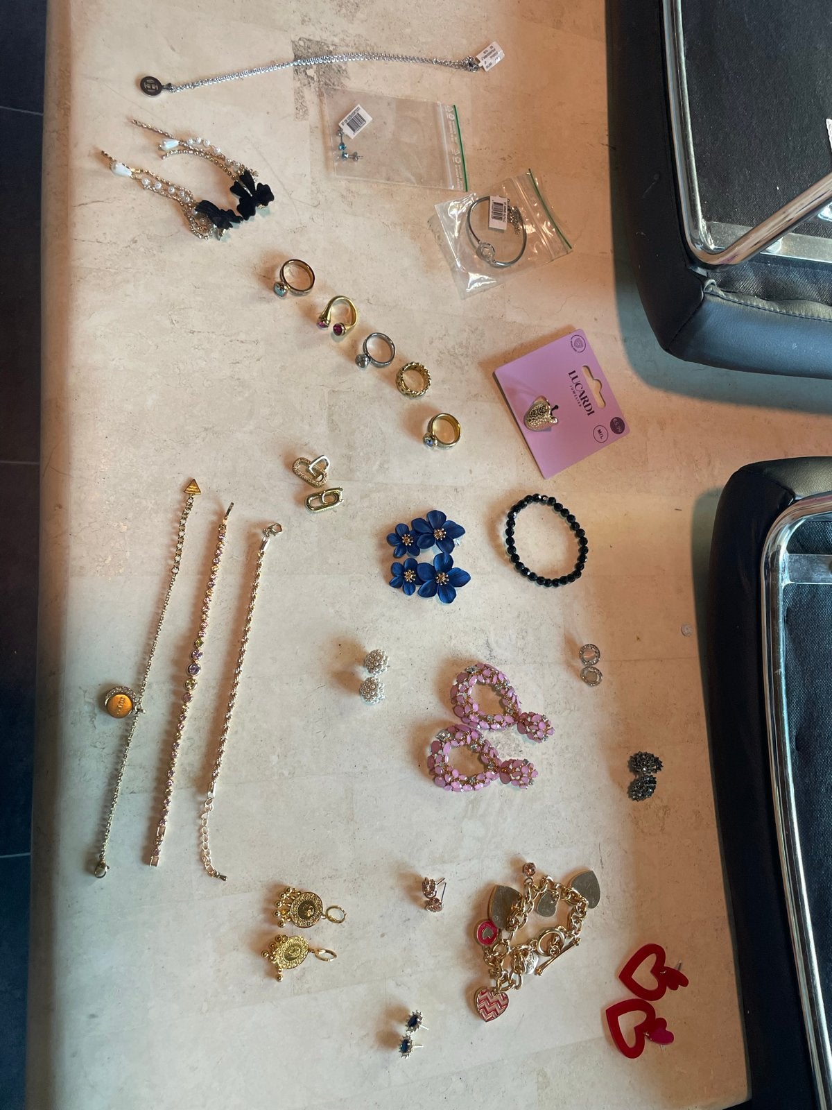 Diverse sieraden collectie: ringen, armbanden, kettingen, Overige materialen, Gebruikt, Overige kleuren, Ophalen of Verzenden