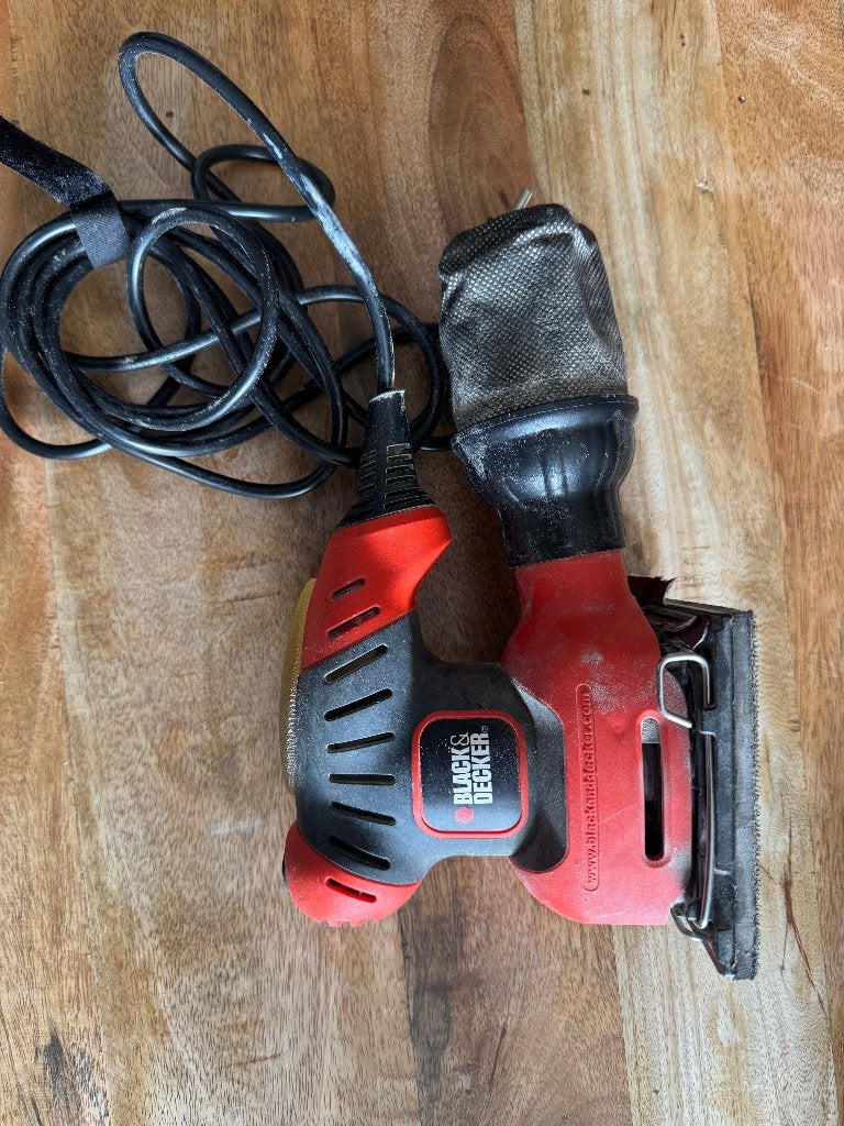 Black & Decker KA170GT schuurmachine, Ophalen of Verzenden, Gebruikt, Minder dan 600 watt, Vlakschuurmachine