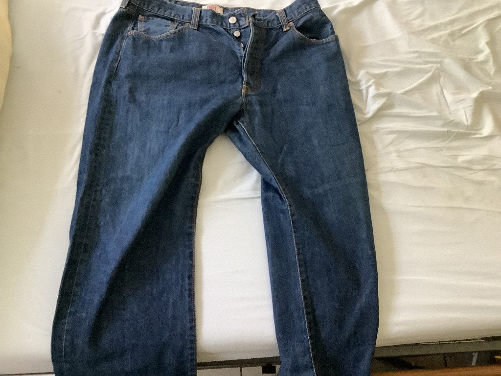 Levi’s dames spijkerbroek, Blauw, Overige jeansmaten, Ophalen of Verzenden, Zo goed als nieuw