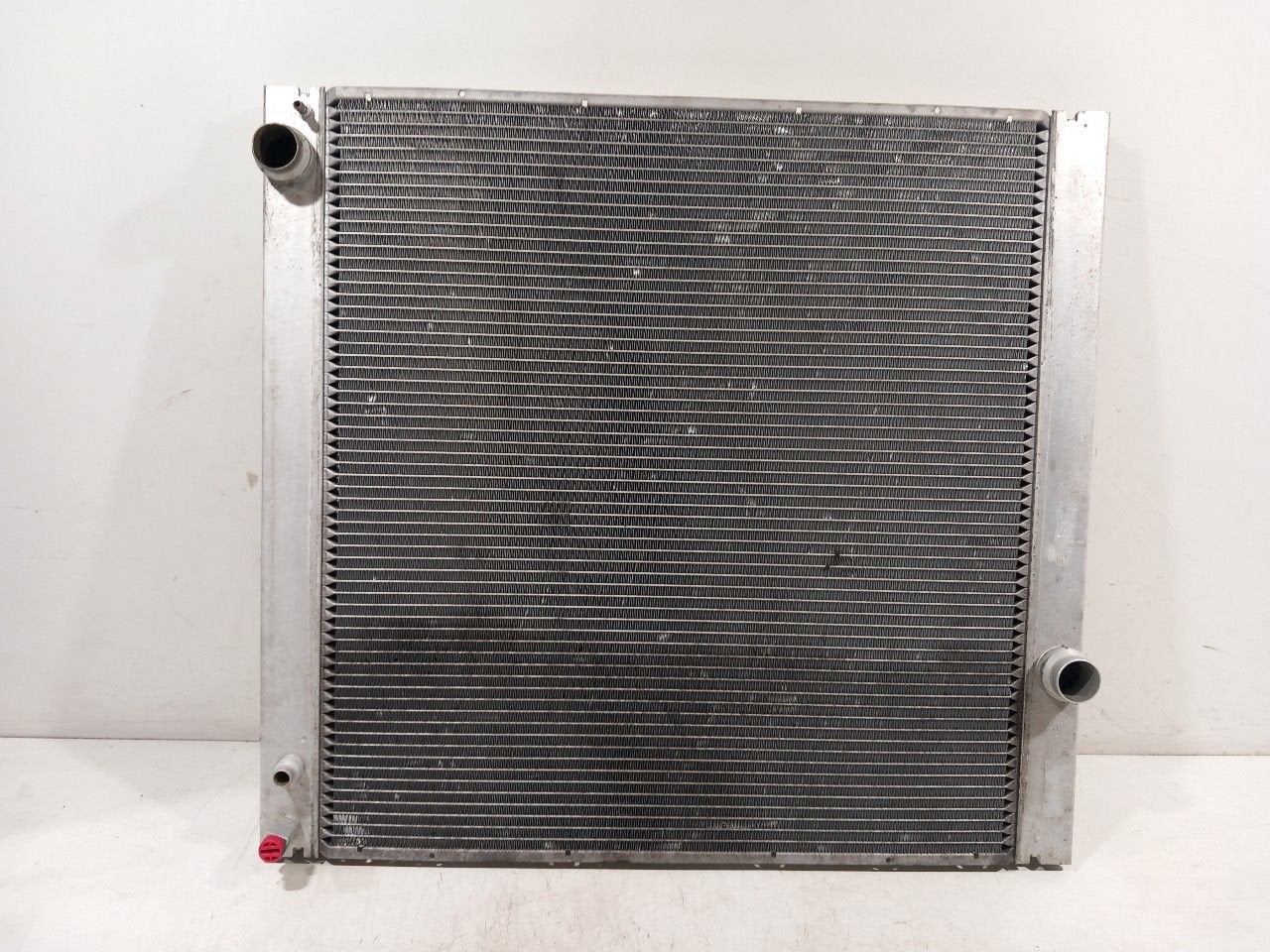 Radiateur Land Rover Range Rover, Onderdelen@venauto.nl, Van der Ven Autorecycling B.V., Ettenseweg 76, 4706 PB Roosendaal, The Netherlands
