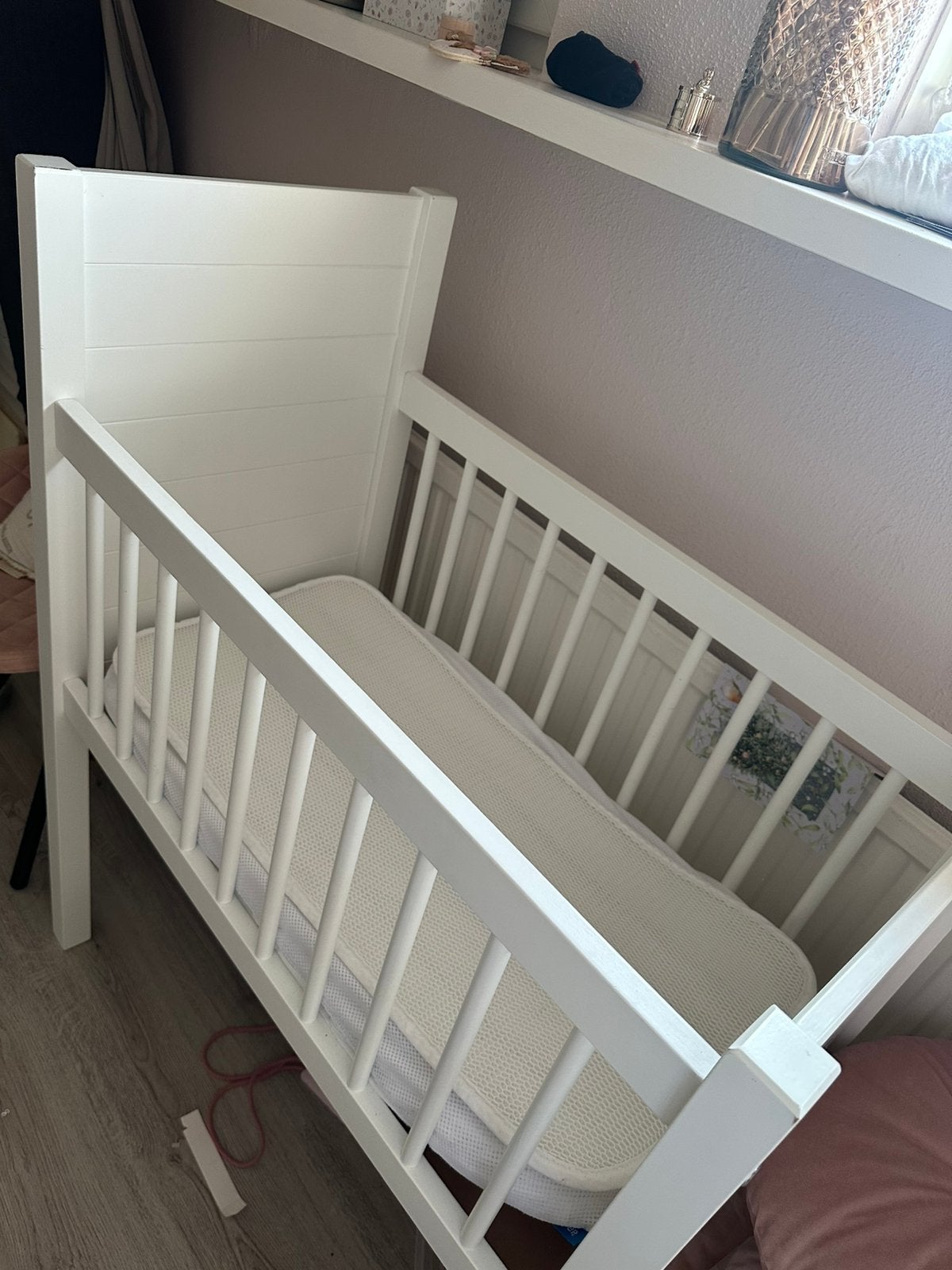 Baby wieg met aerosleep matras, Kinderen en Baby's, Babywiegjes en Ledikanten, Ophalen, Zo goed als nieuw, Ledikant