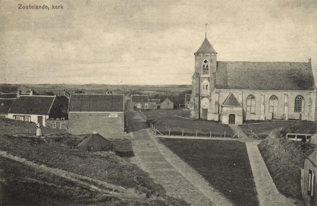 Zoutelande, kerk - dorpsgezicht - ongelopen, Verzenden, 1920 tot 1940, Ongelopen, Noord-Brabant